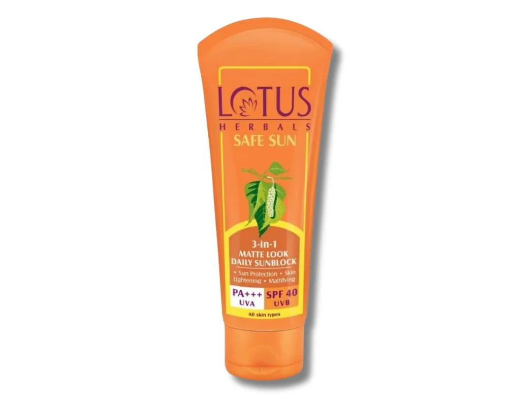 Lotus Safe Sun 3in1 Daily Sunblock 50gm